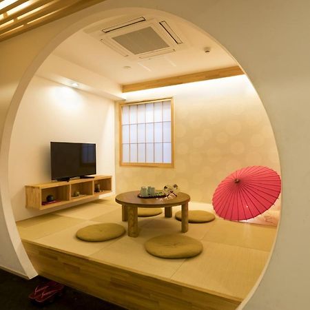קיוטו Guesthouse Raku מראה חיצוני תמונה