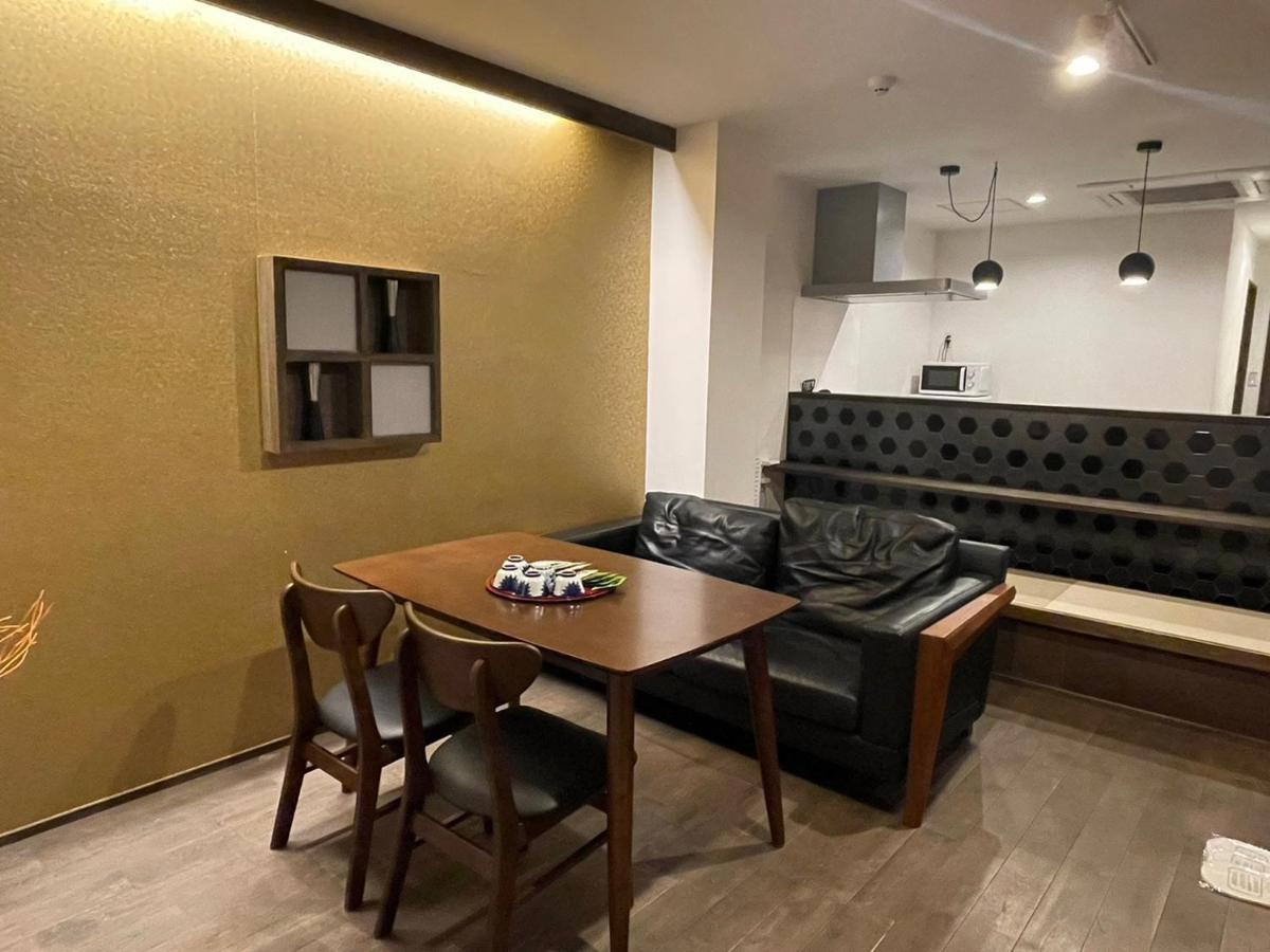 קיוטו Guesthouse Raku מראה חיצוני תמונה